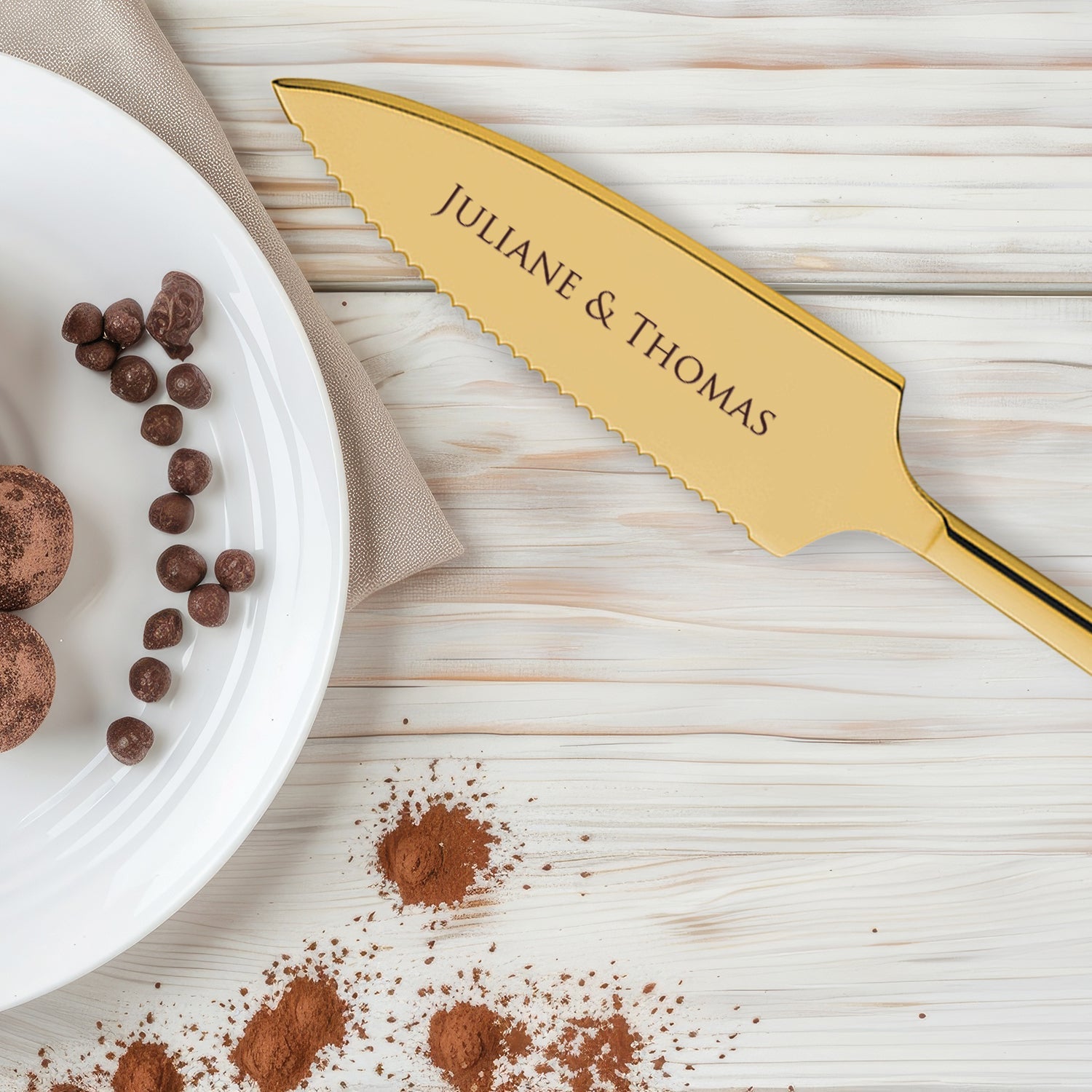 Golden cake cutlery with engraving | Wedding gift