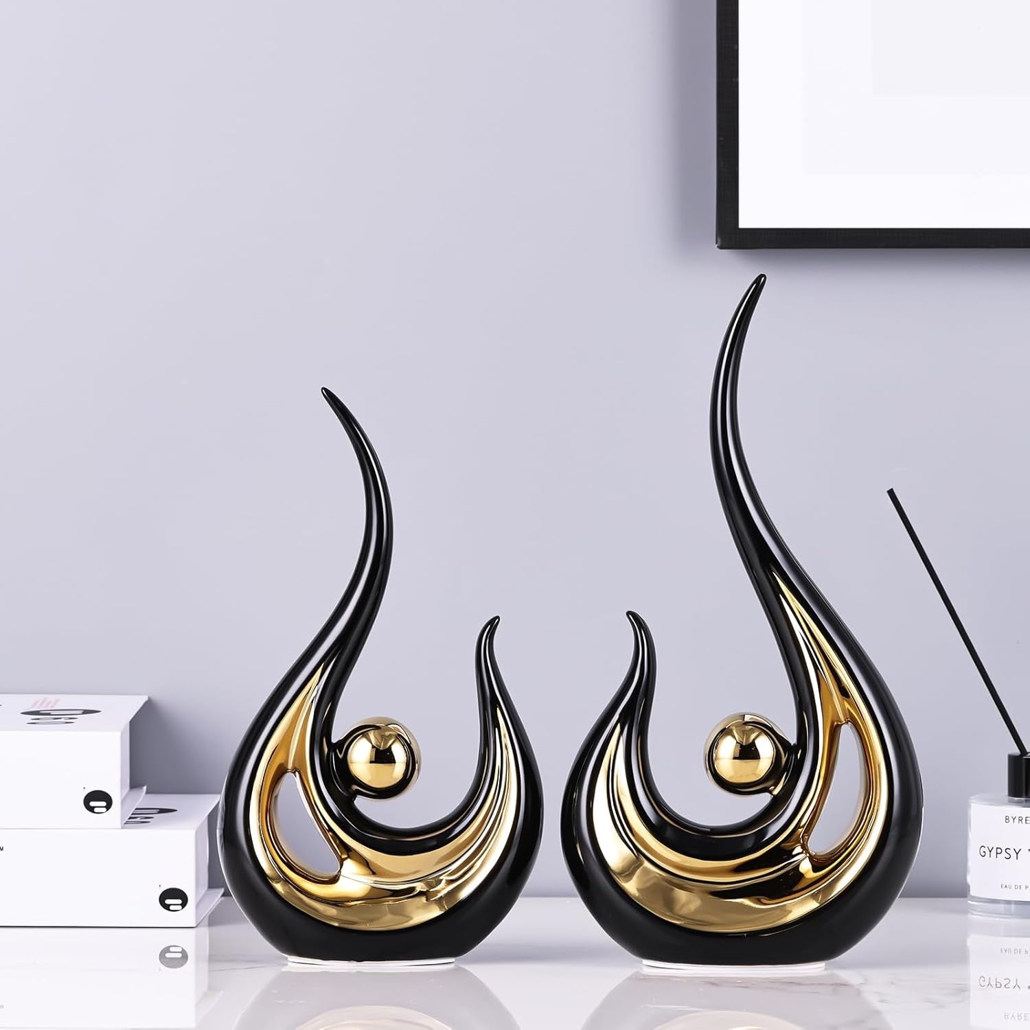 Black-Gold Centerpiece Sculpture | Moderne Tischskulptur