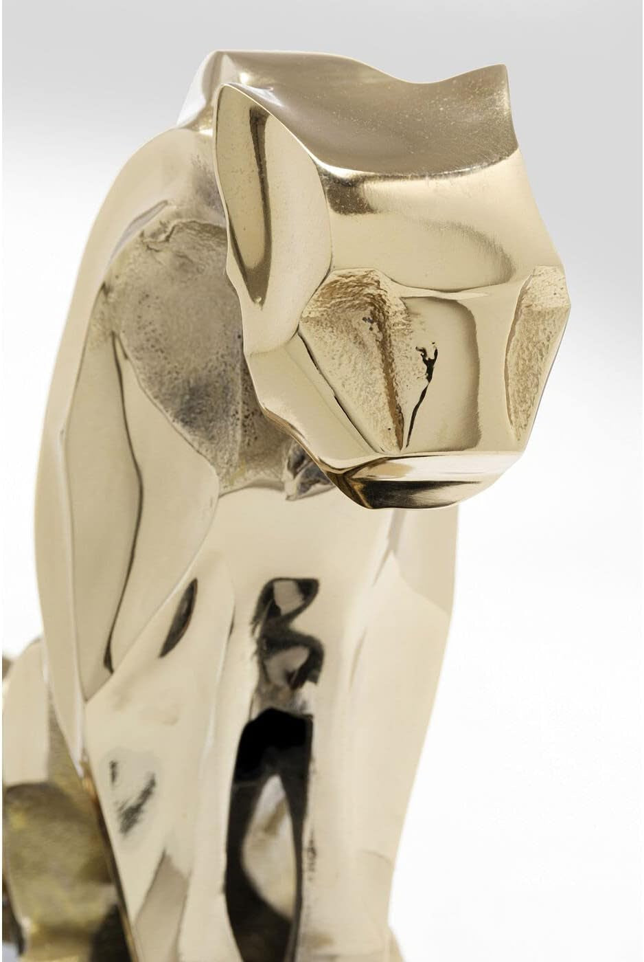 Lion on Marble Gold - Löwen-Skulptur mit Glassockel