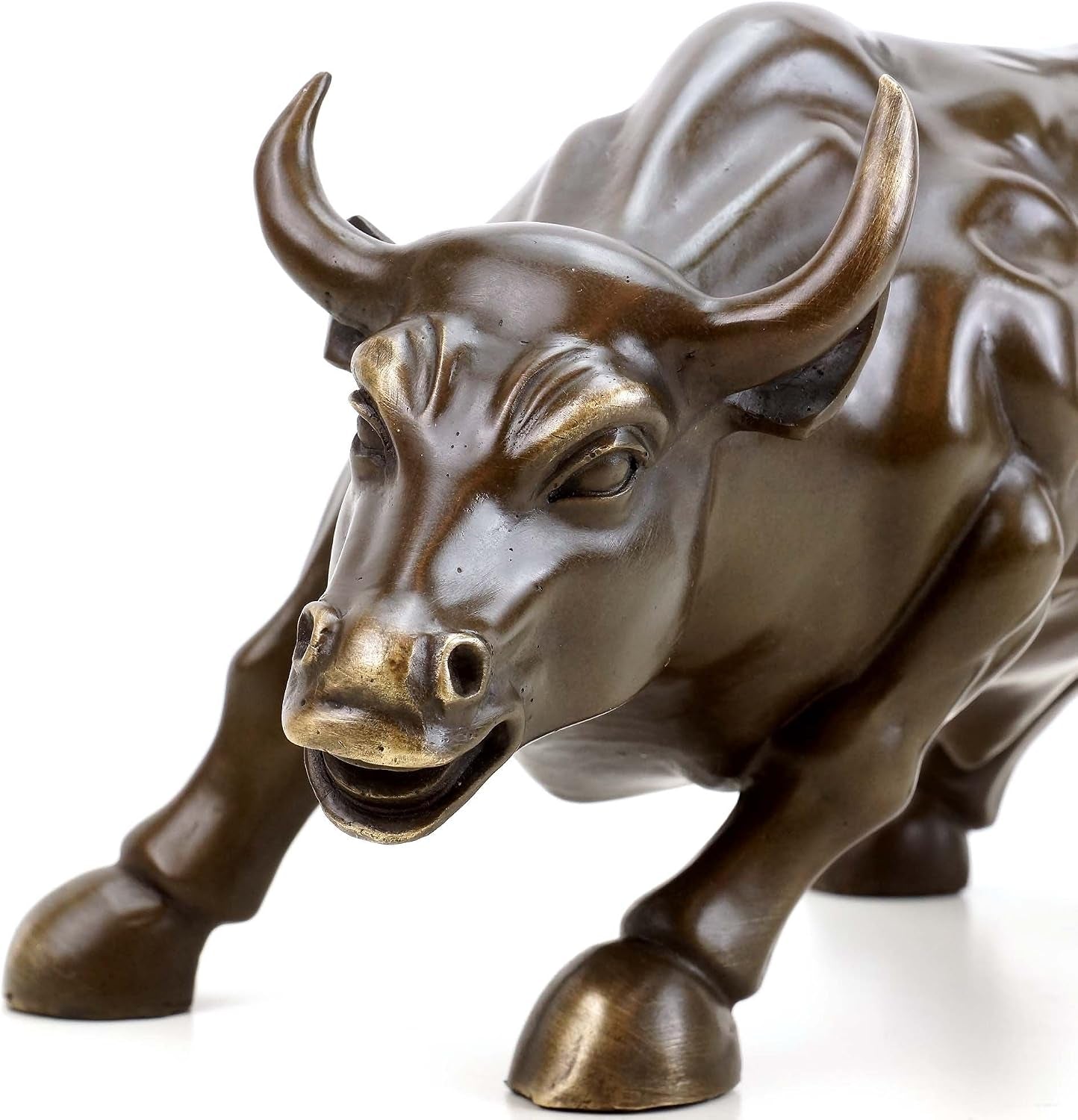 - Bronze Stier/Skulptur: Charging Bull - Börsenbulle - Stierfigur - Milo - Signiert - 21X33X16 Cm - 5 Kg - Bronze