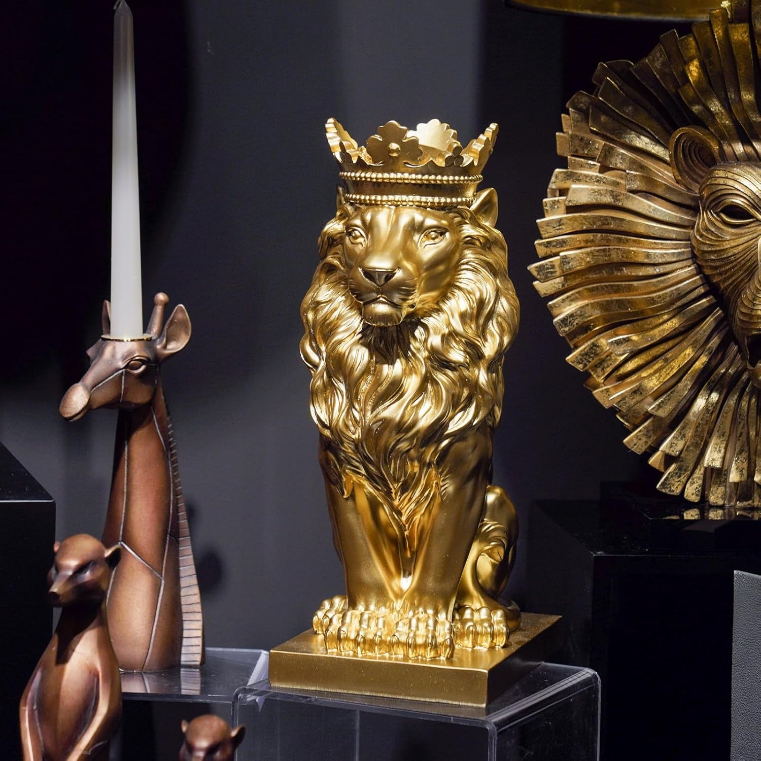 Gold Room Decor Lion Statue - Gold Statue Lion Figur House Decorations with Crown Lion Statuen Home Decor Lion Decoration Decor for Living Room Gold Decor 8.5 * 5.5 * 15 Inch