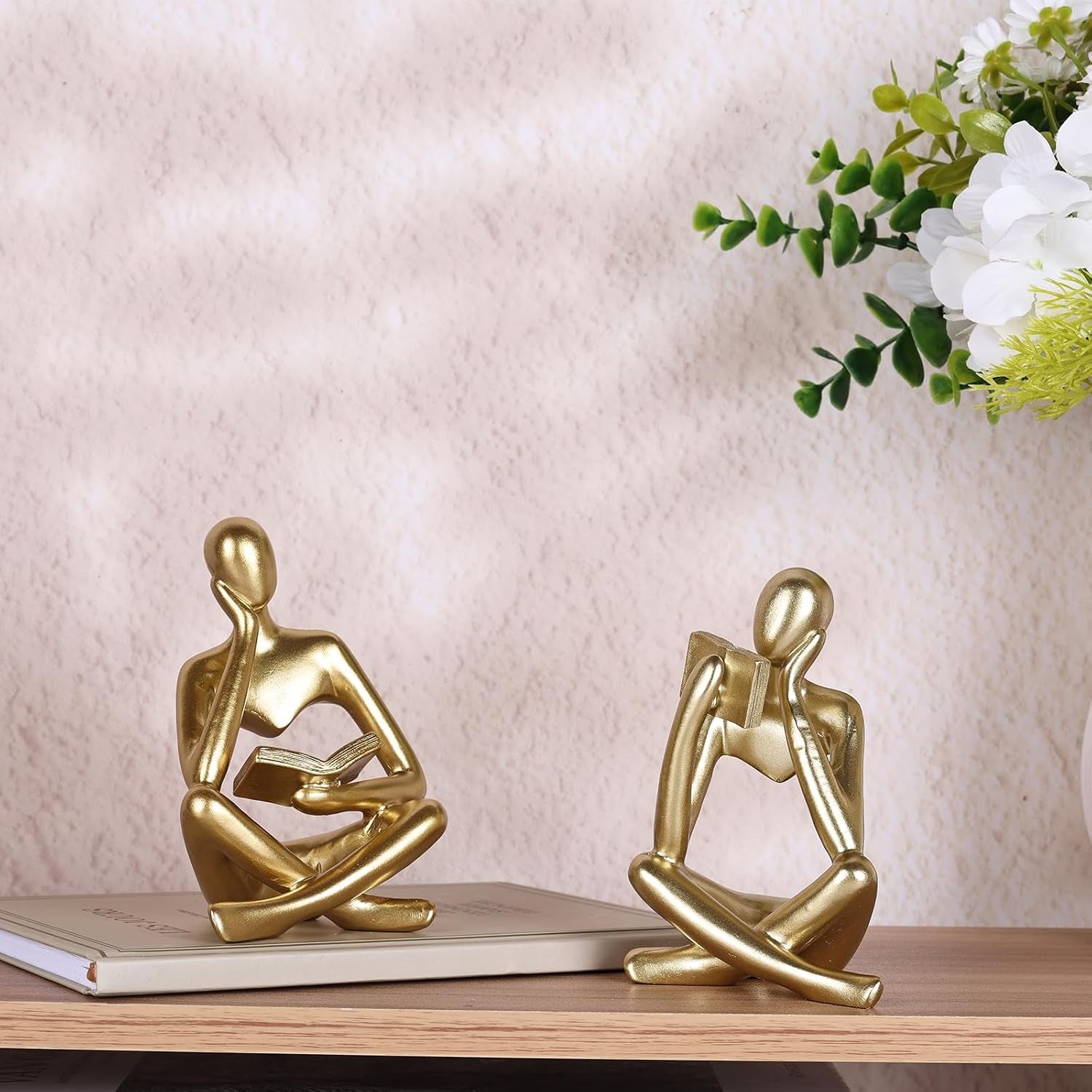 Golden Reading Figures | 2er Skulpturen-Set