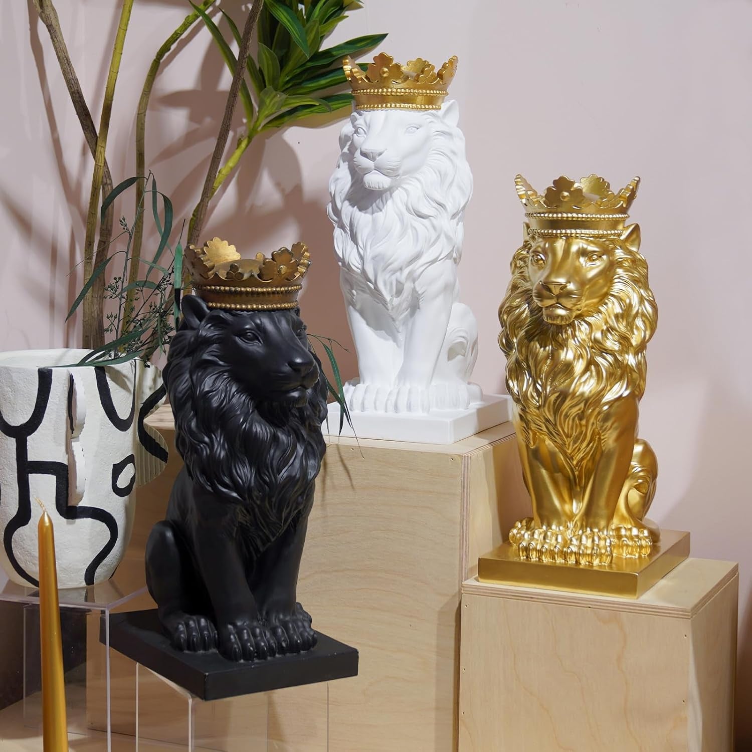 Gold Room Decor Lion Statue - Gold Statue Lion Figur House Decorations with Crown Lion Statuen Home Decor Lion Decoration Decor for Living Room Gold Decor 8.5 * 5.5 * 15 Inch
