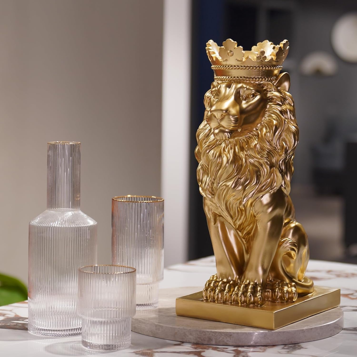 Gold Room Decor Lion Statue - Gold Statue Lion Figur House Decorations with Crown Lion Statuen Home Decor Lion Decoration Decor for Living Room Gold Decor 8.5 * 5.5 * 15 Inch