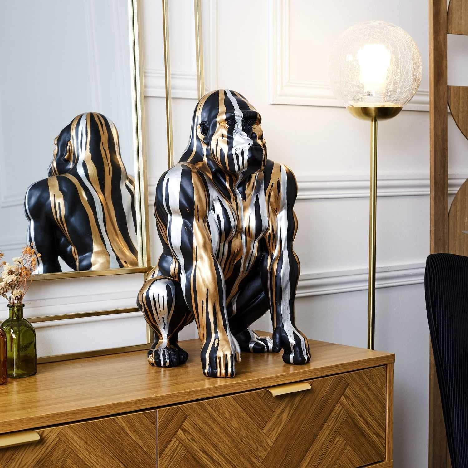 HOME DECO FACTORY, HD0213, Black Gorilla Statue with Gold and Silver Flowing, Contemporary Design, Durable Resin, Elegant Focal Point for Interior, H45 Cm, Black/Gold/Silver