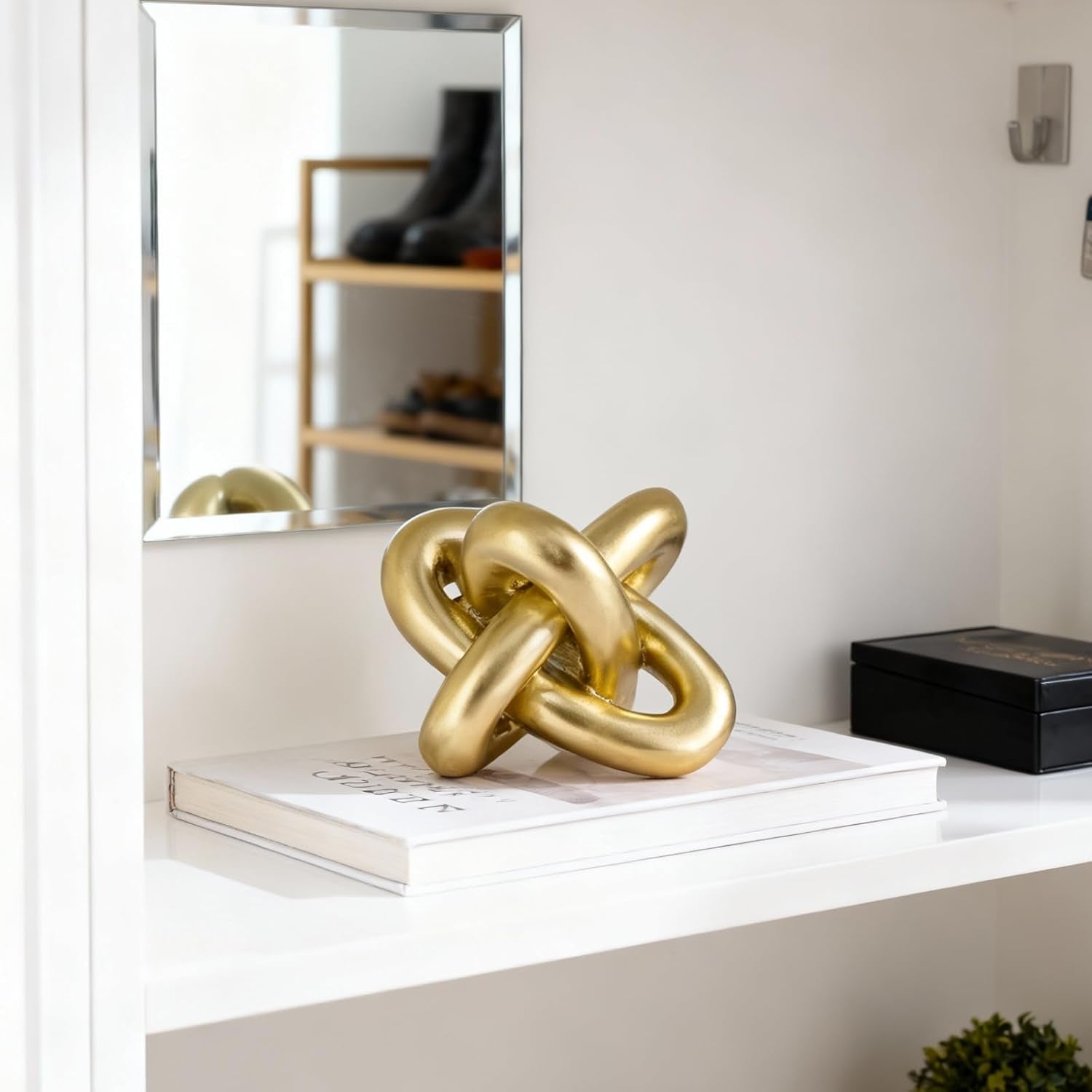 Goldene Knoten Dekoration, Dekorative Knoten Skulptur, Goldene Wohnkultur, Kaffeetisch Ketten Dekoration, Wohnzimmer-Regale, Bücherregale, Konsolen, Eingangsbereich, Bücherregal Dekoration.