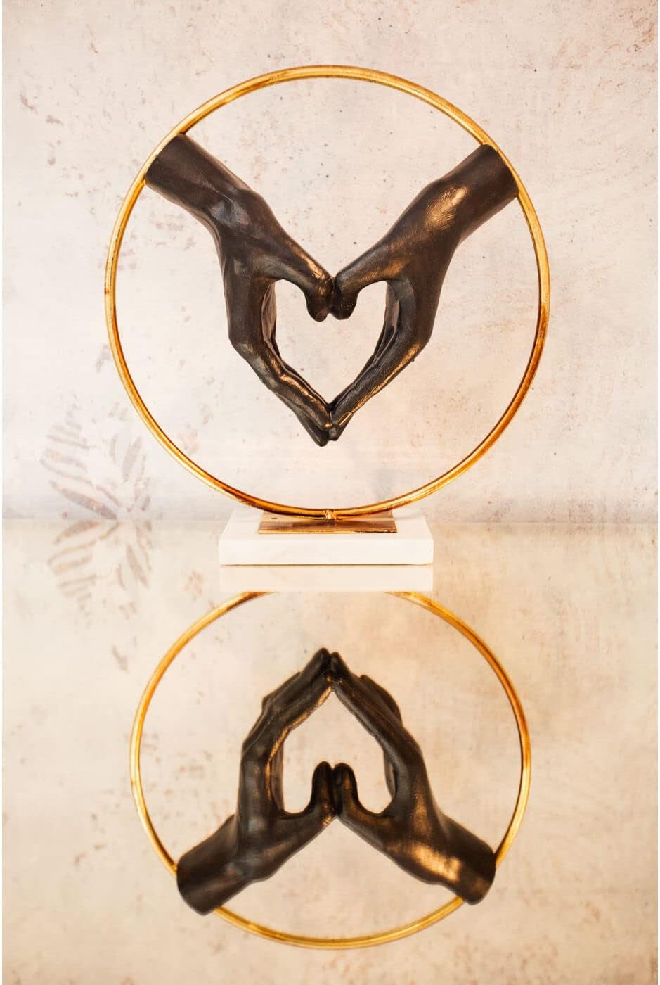 Heart Hand Skulptur Schwarz - Großes Dekoobjekt 62 cm