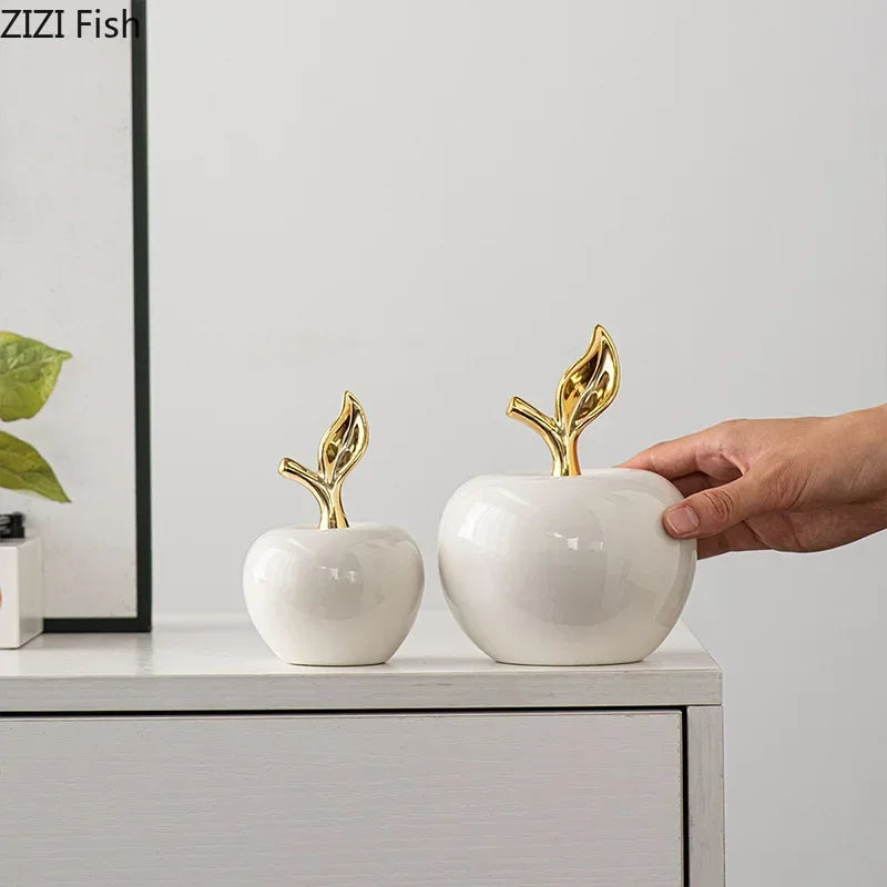 Gold-Plated Ceramic Apple Statue Desk Decoration Ornaments Golden Apple Porcelain Sculpture Modern Artwork Room Aesthetic Decor