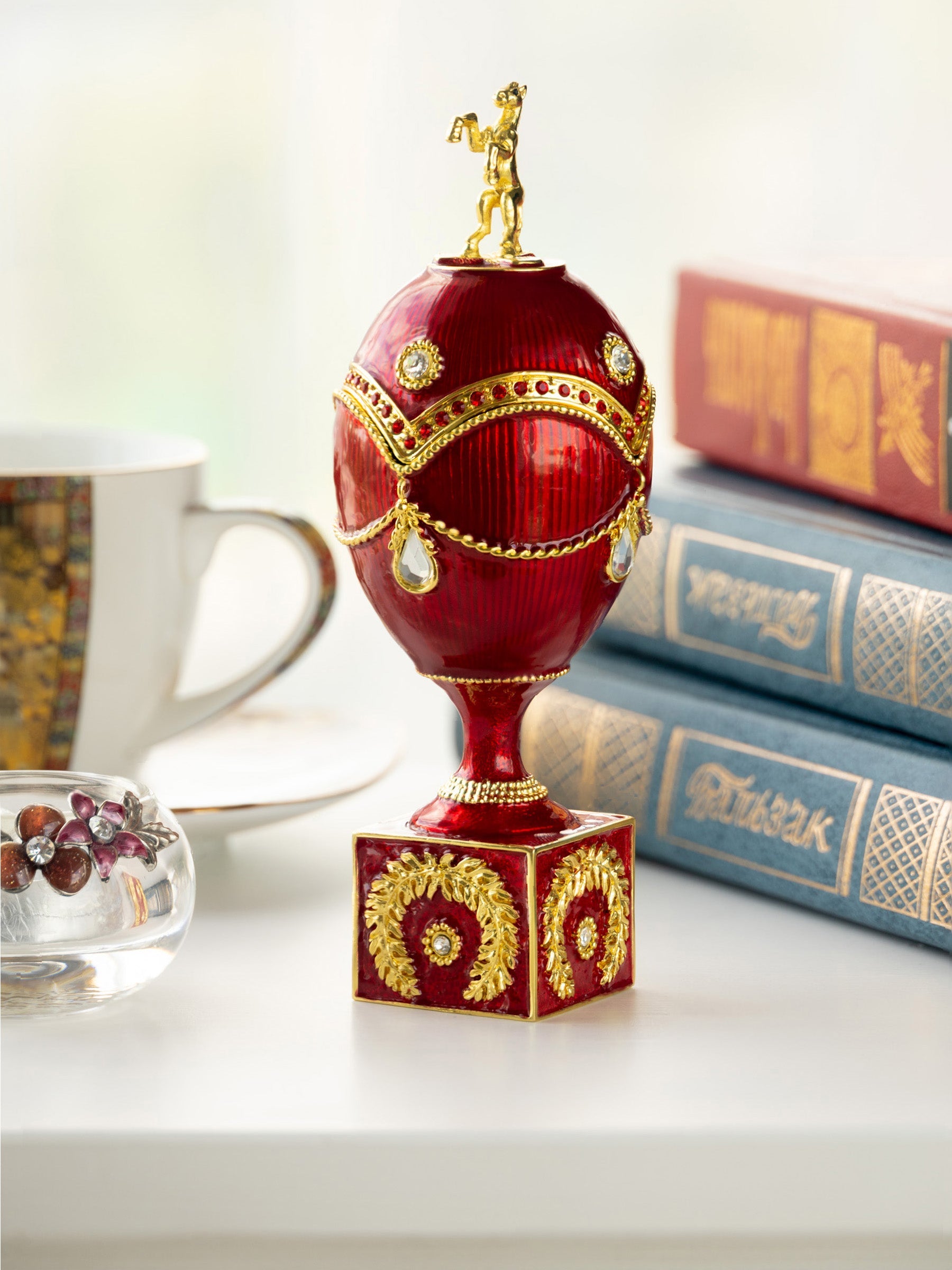 Red-Gold Horse Collector Egg | Geschenkidee fuer Pferdeliebhaber - Bild 5 - LAFFARTS Gallery