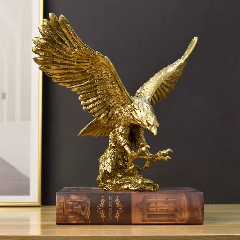 Goldenes Designobjekt für Regal Sideboard und Geschenkidee - Ansicht 2
