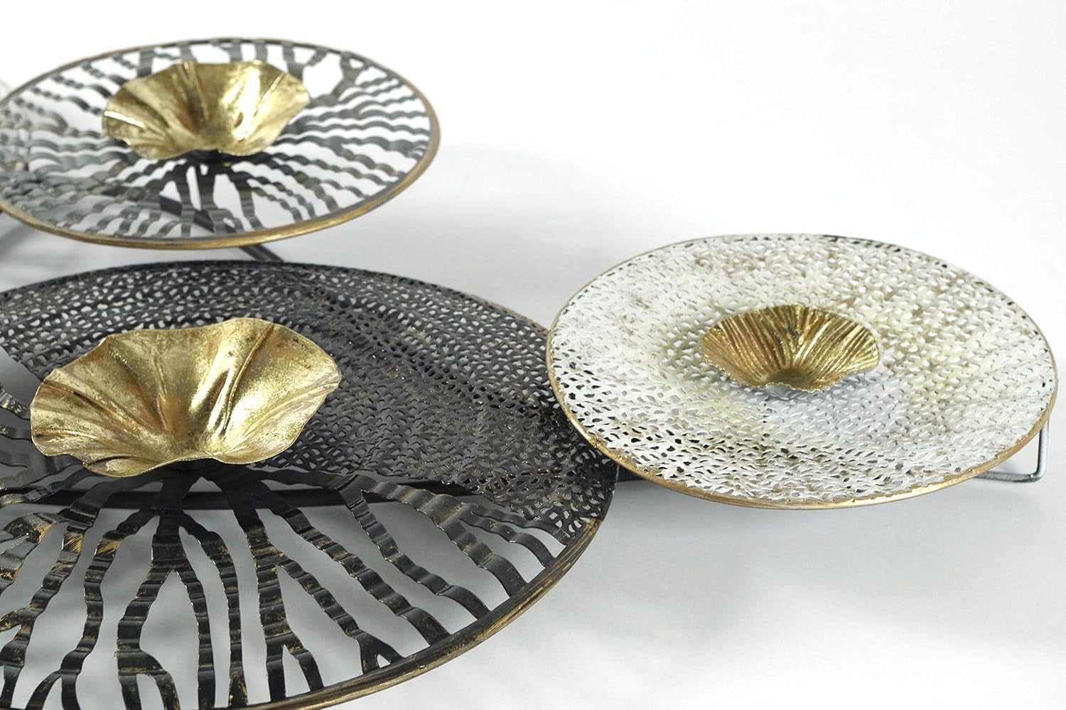 Roots Metall-Wandbild Gold 3D Wanddeko 105 x 50 cm