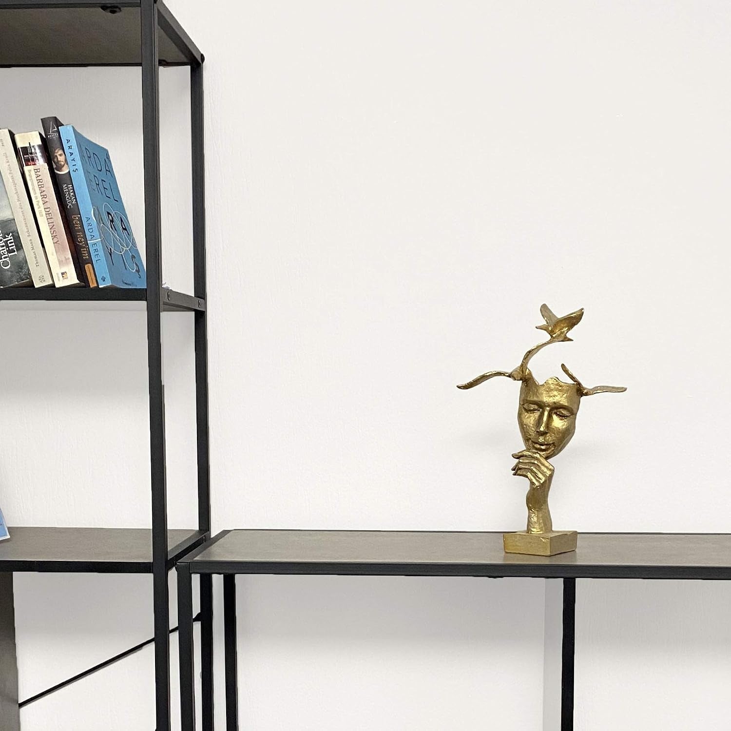 Goldene Büste mit Vogel 30 cm | Abstrakte Deko-Skulptur Detail 2
