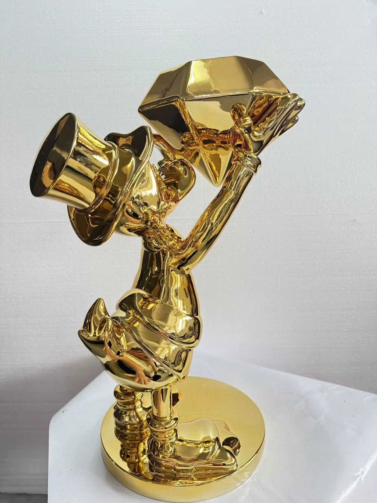 Goldene Pop-Art Animal Skulptur 37 cm aus Resin für Sideboard und Office