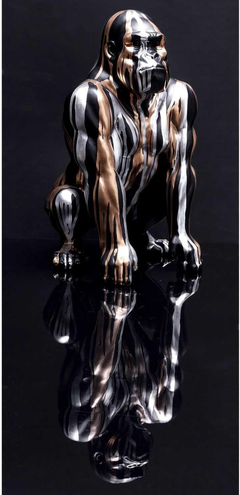 HOME DECO FACTORY, HD0213, Black Gorilla Statue with Gold and Silver Flowing, Contemporary Design, Durable Resin, Elegant Focal Point for Interior, H45 Cm, Black/Gold/Silver